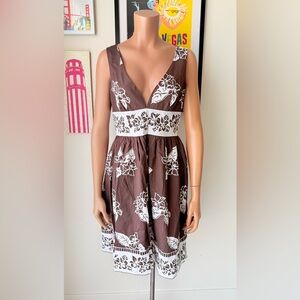 NWT A.P.N.Y. Brown and White Floral Midi Dress Size 8